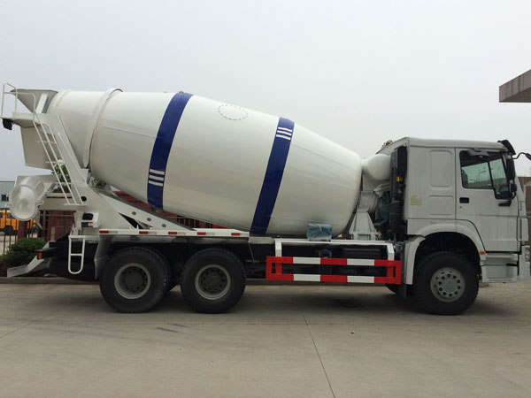 dry mix concrete truck